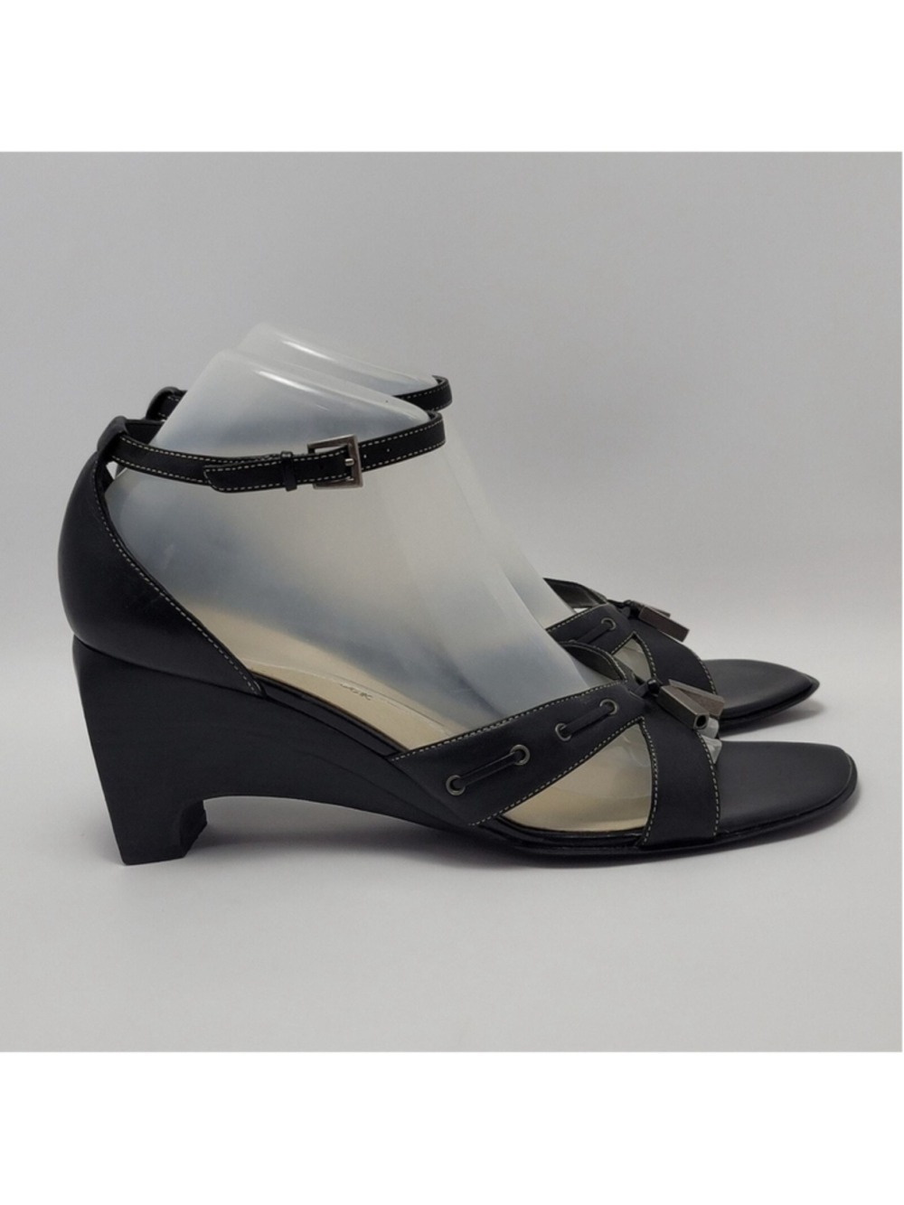 Cross Over Stitch Low Wedge Ankle Strap Leather Upper Sandal Black Size 9.5